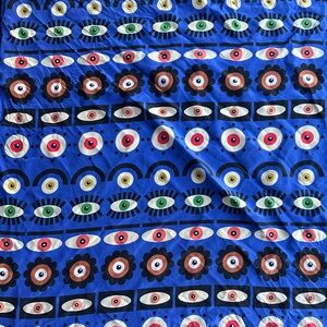 Mur 100% silk eye scarf